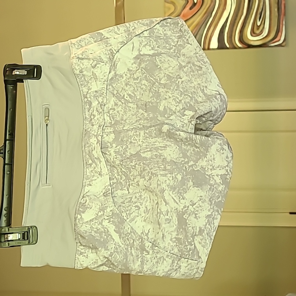 Lululemon High Rise Speed Up - Picture 2 of 4